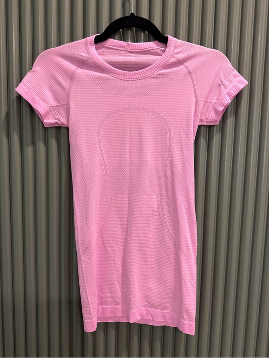 Tops - Lululemon Pink Short Sleeve Top